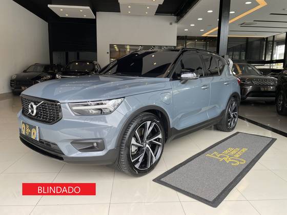 VOLVO XC40 1.5 T5 RECHARGE R-DESIGN GEARTRONIC